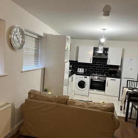Beautiful Hoe Street Dream Ground Floor One Bedroom Apartment ロンドン エクステリア 写真