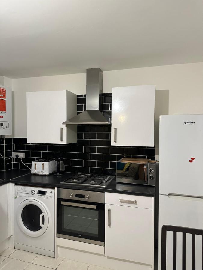 Beautiful Hoe Street Dream Ground Floor One Bedroom Apartment ロンドン エクステリア 写真